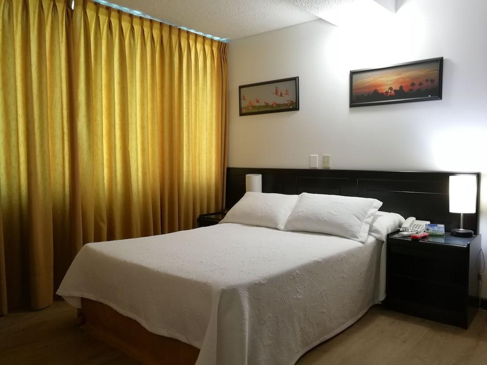 Hotel Villavicencio Plaza Eksteriør bilde