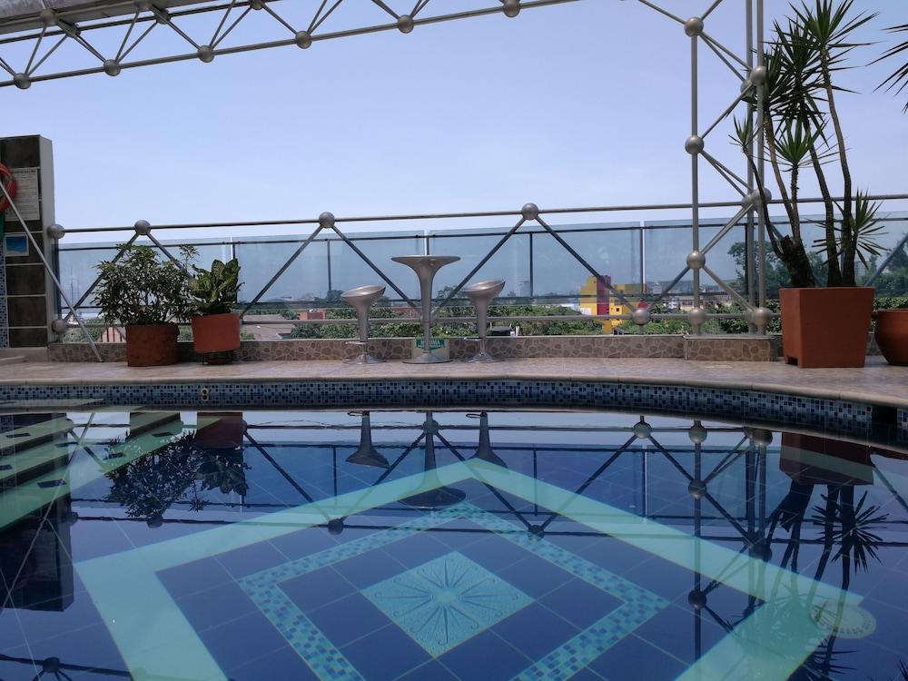 Hotel Villavicencio Plaza Eksteriør bilde