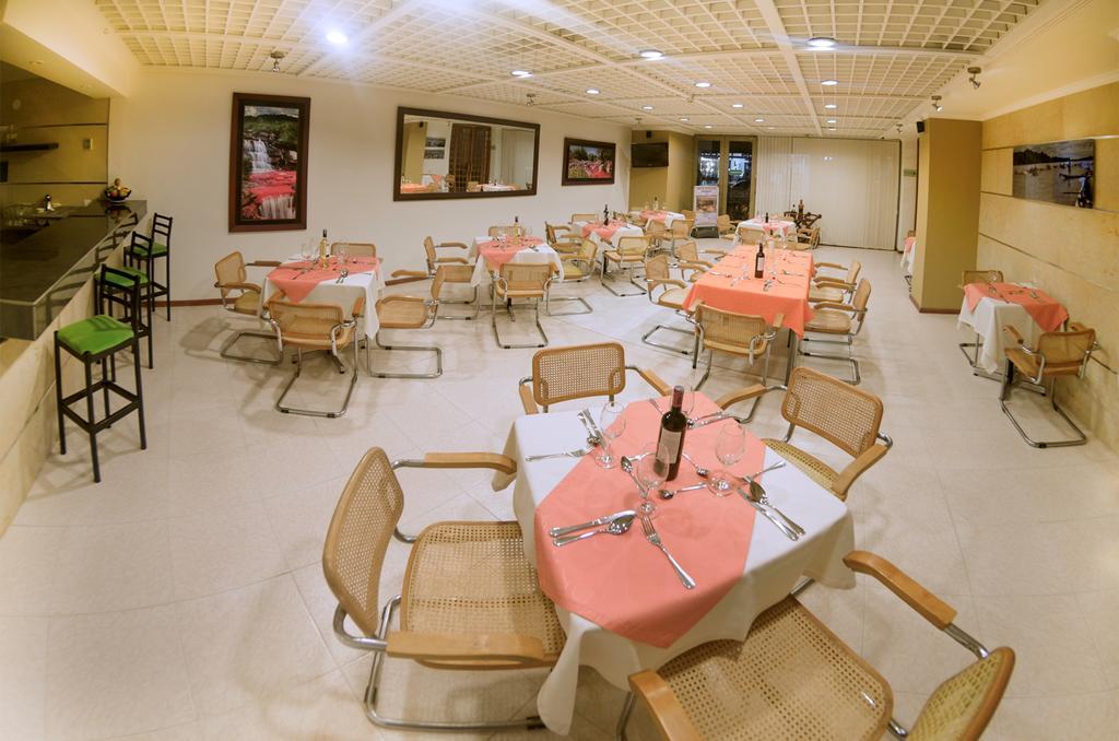 Hotel Villavicencio Plaza Eksteriør bilde
