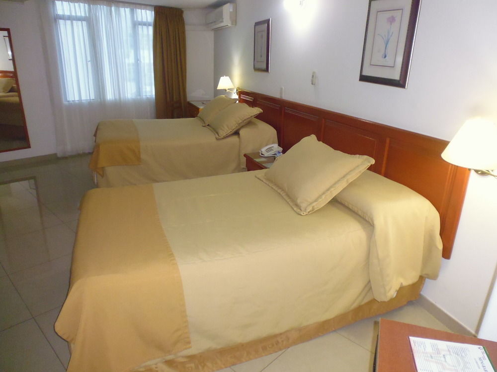 Hotel Villavicencio Plaza Eksteriør bilde