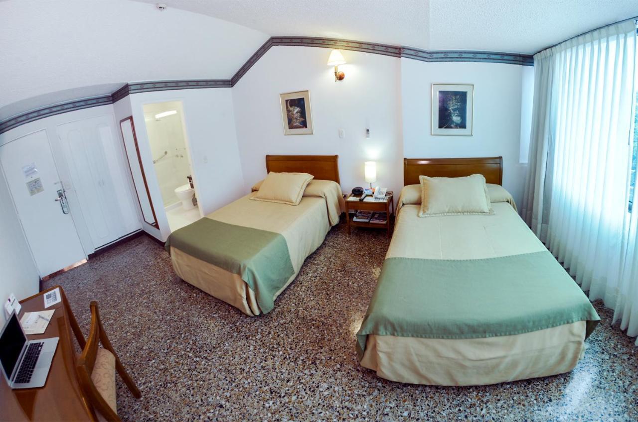 Hotel Villavicencio Plaza Eksteriør bilde